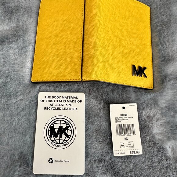 Michael Kors Daisy Yellow Cardholder - Picture 3 of 5